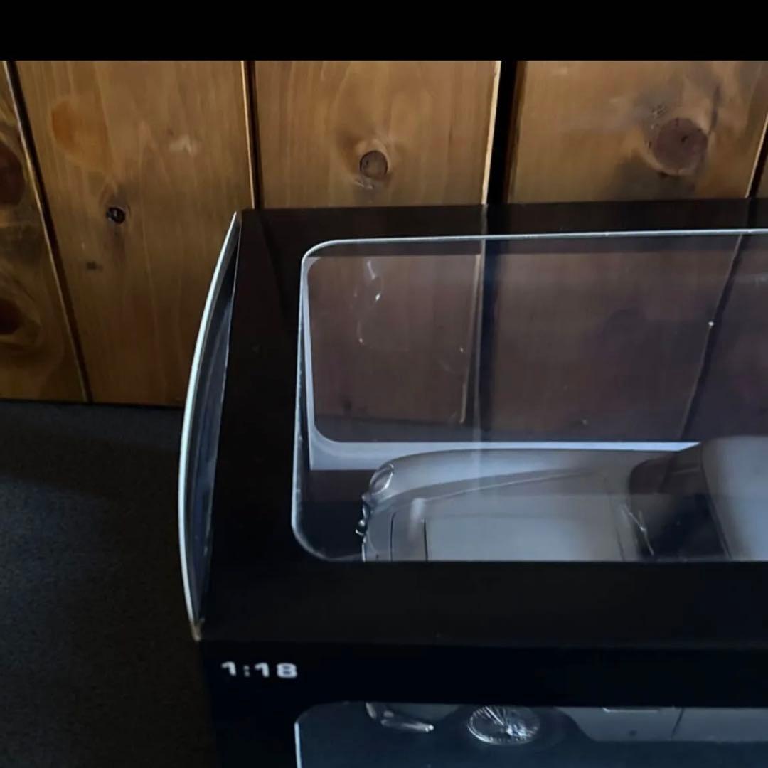 オートアート1/18 Aston Martin DB5