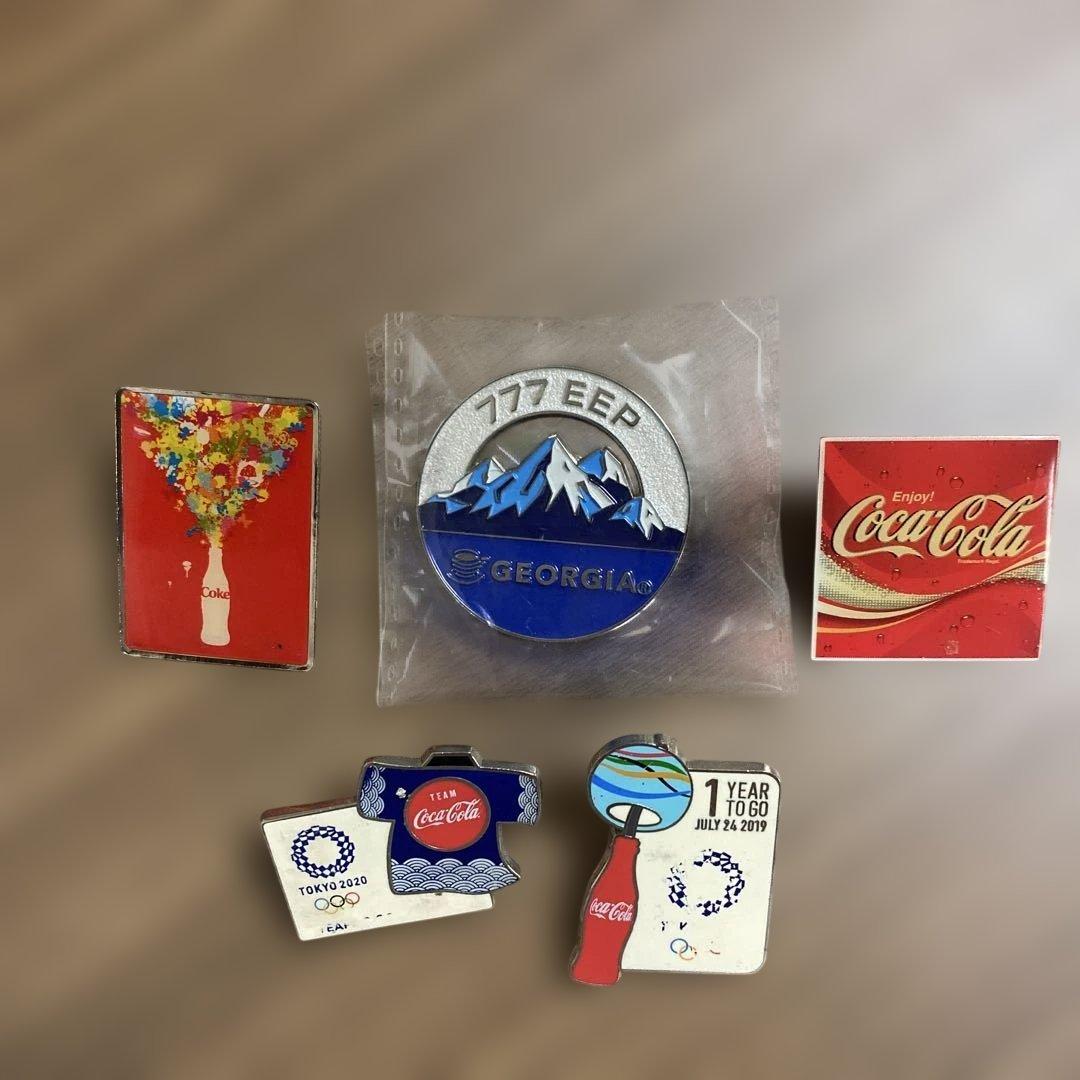コカ・コーラ ピンバッジセット5種 - メルカリ