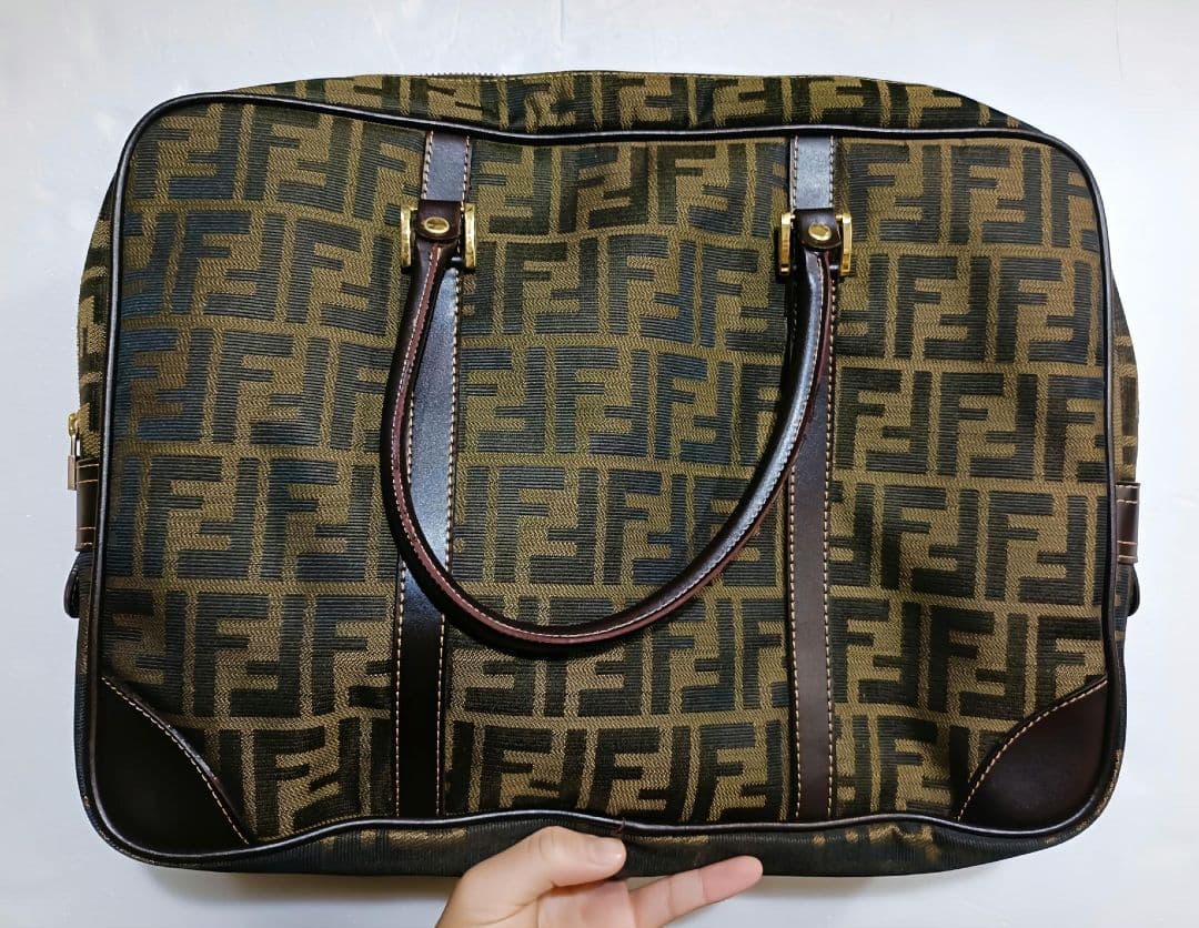FENDI ズッカ柄 FFモチーフ バッグ