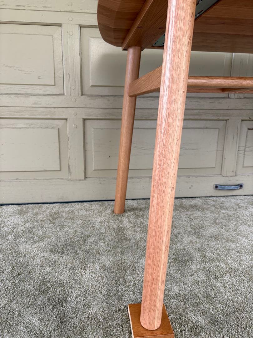 【ぱーる【プロフ必読】】unico SOLK ダイニングテーブル