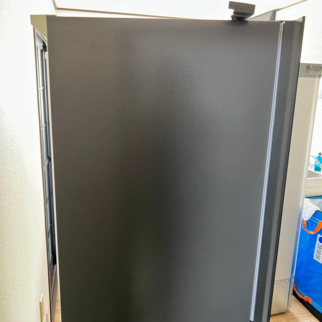 美品　TOSHIBA 東芝　冷蔵庫　GR-V36SV 2024年製