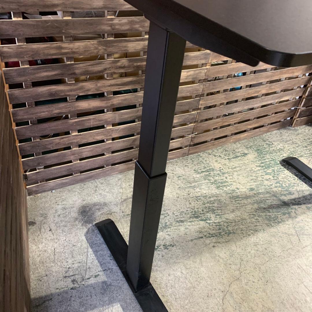 H762 山善 昇降デスク 電動 昇降式 スタンディングデスク ELD-1470