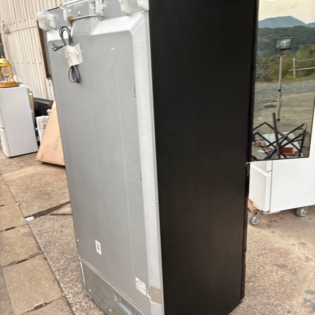 岸170 R-WXC74N 735L 大型 ブラック 冷蔵庫 両開き