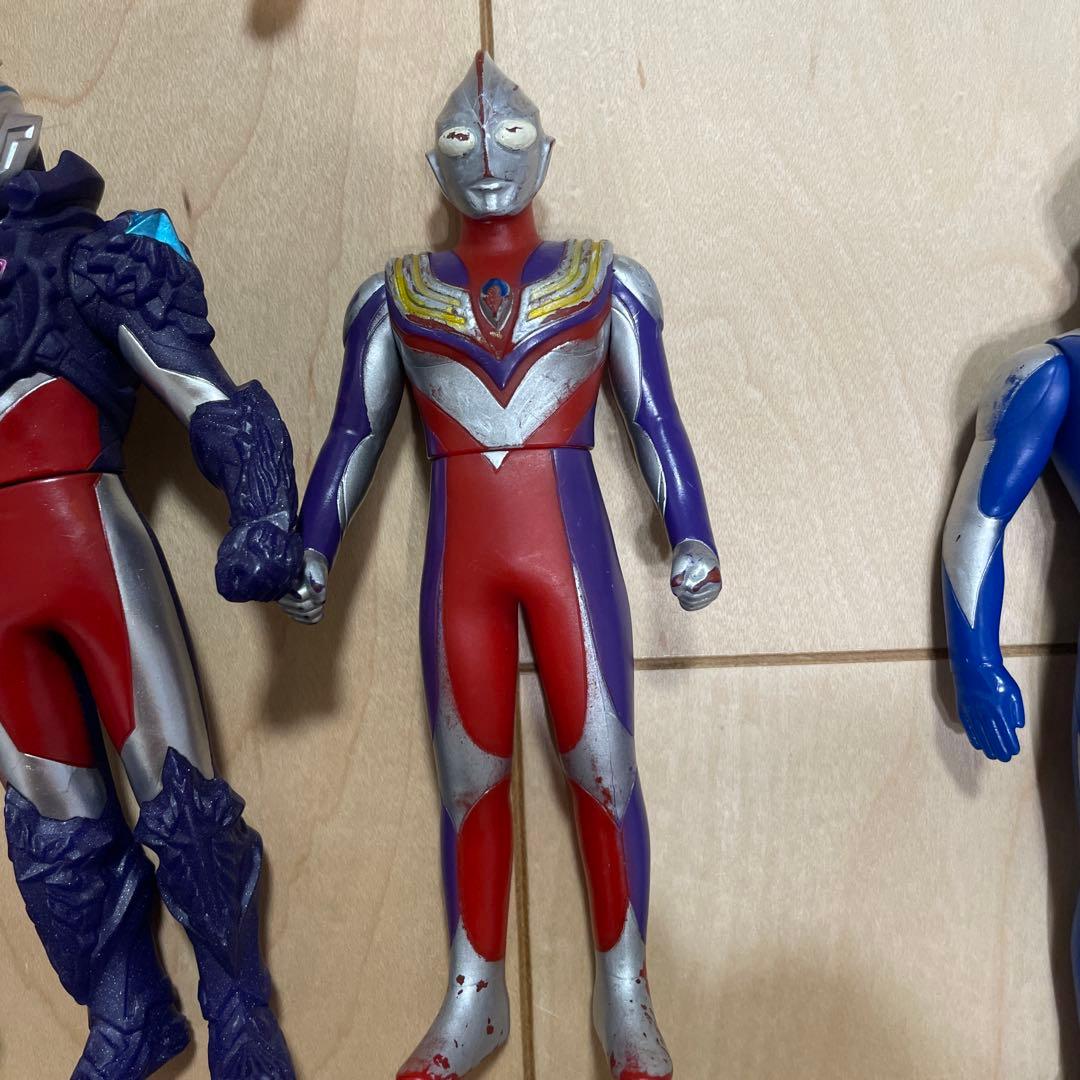 ウルトラマンフィギュア、その他ヒーロー130体ほど