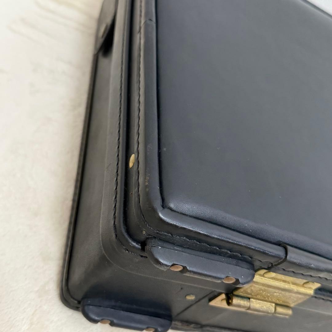 ハートマン　アタッシュケース　オールレザー　A4収納　ダイヤルロック　黒