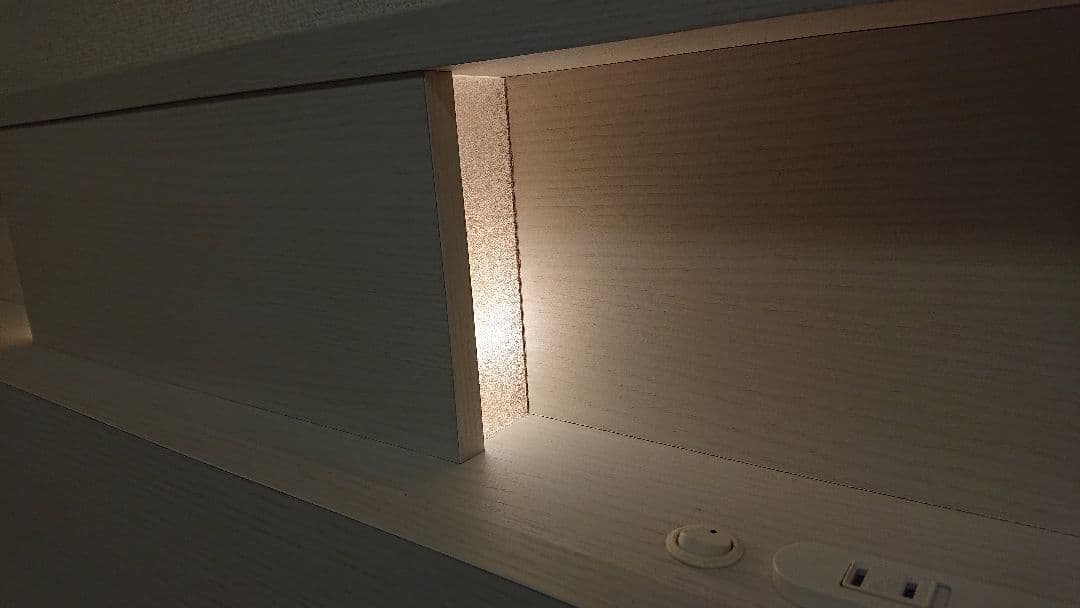 ニトリ ベッド フレーム アザン3 深型 ライト コンセント 収納付き ホワイト