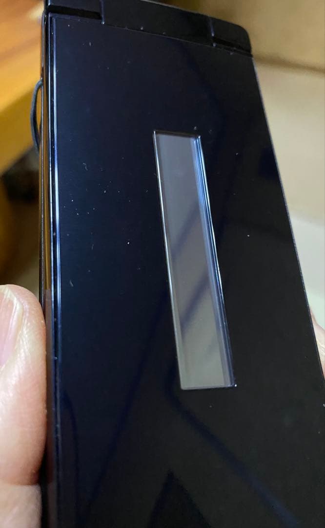 ドコモAQUOS ケータイ SH-02L ブラック 本体 箱卓上ホルダ付き