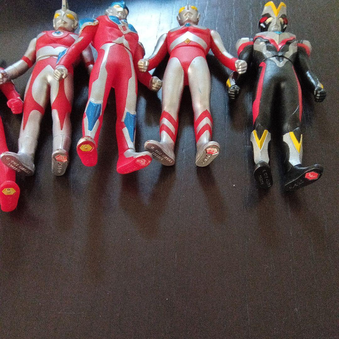 ウルトラマンおもちゃまとめ売りライブサイン付きソフビギンガスパーク