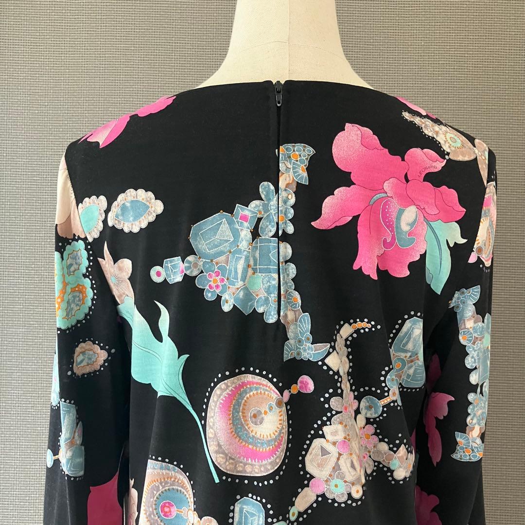 美品　レオナール　ワンピース　花柄　大きいサイズ42