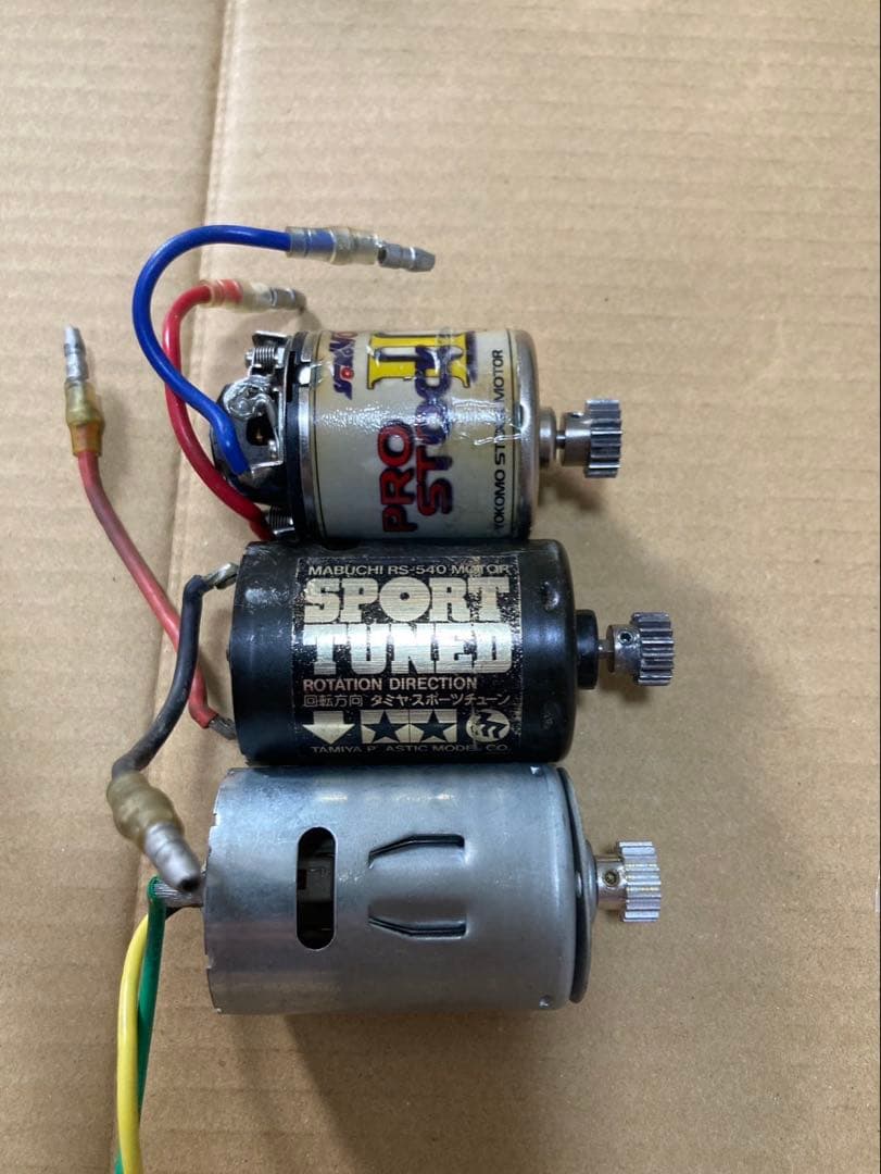 タミヤ　ホビーラジコン　WILD WILLY2とワーゲンバス