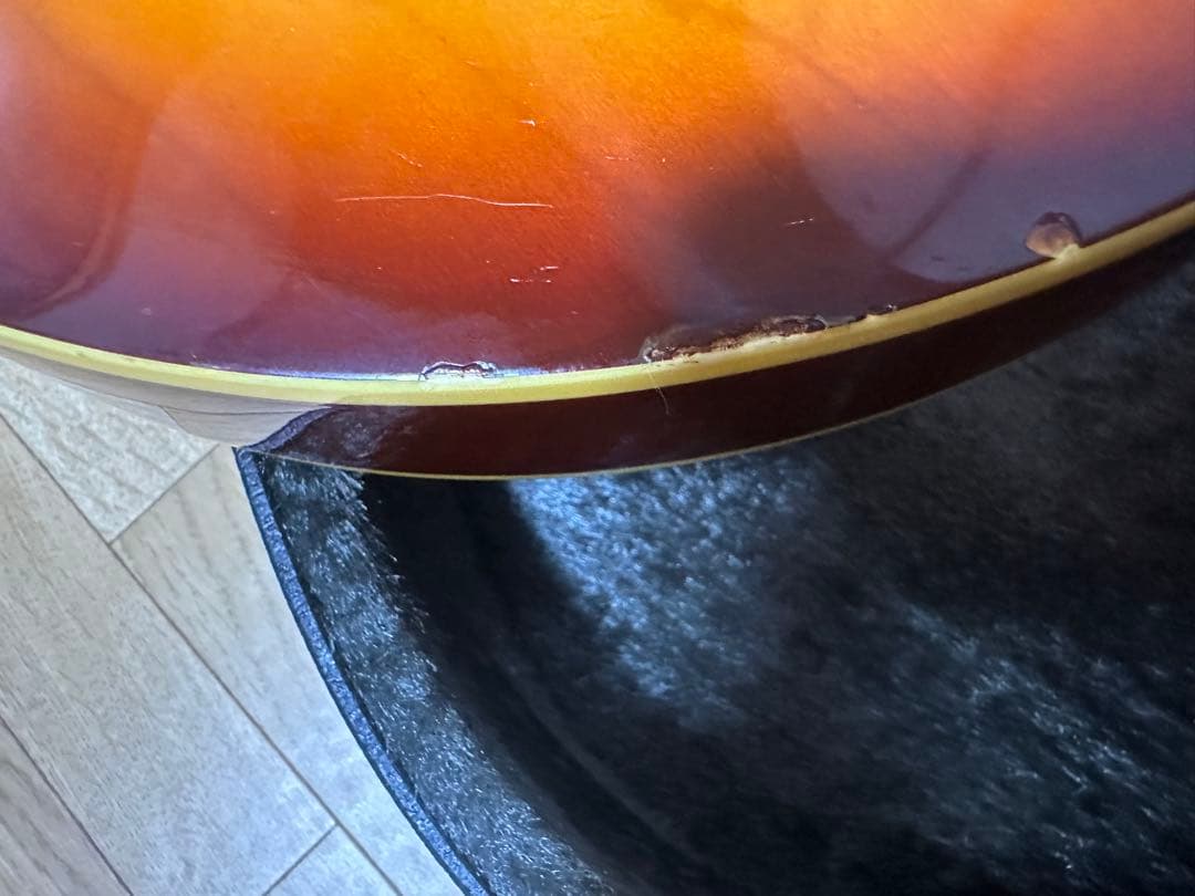 エレキギター サンバースト ハードケース付属　J & G Daniels