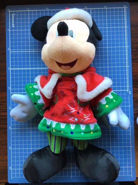 ディズニー　クリスマス　ぬいぐるみ　2体　2011年