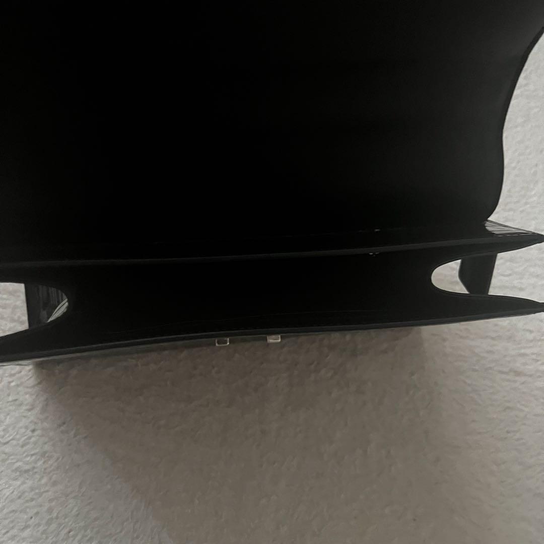 BURBERRY ブラック ハンドバッグ　エナメル　台形