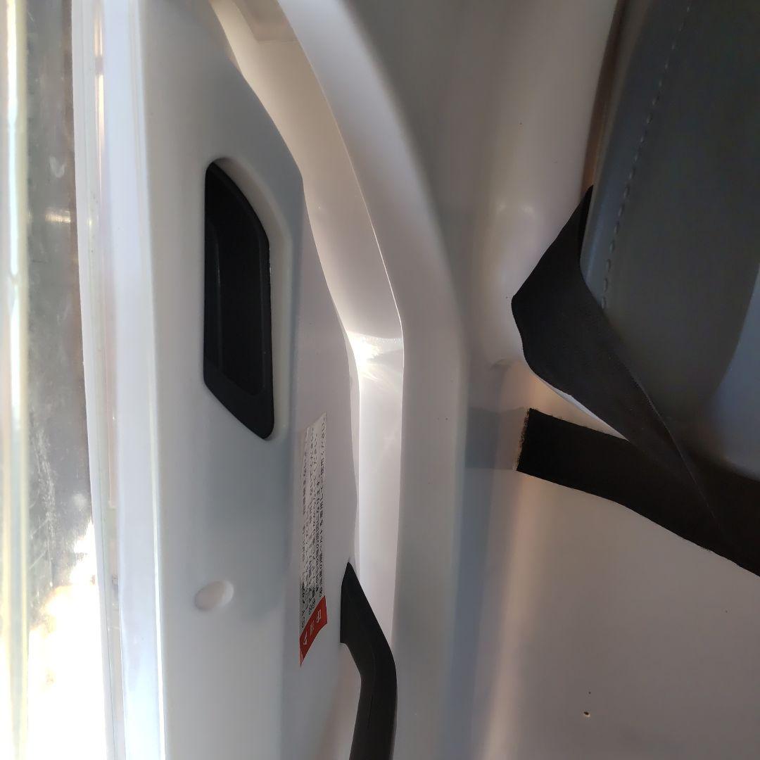 トイザらス　BMW i8 Concept Spyder 子供用電動自動車