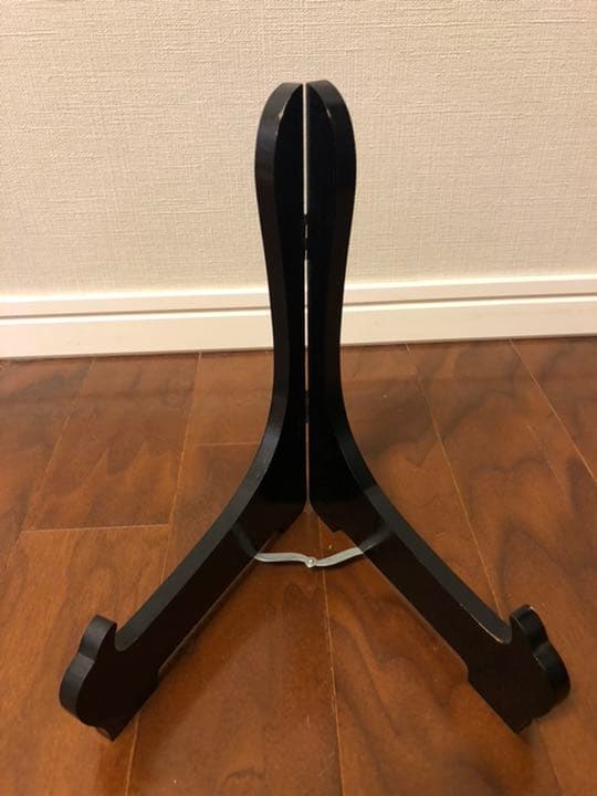 陶芸品としての大皿と花瓶のセット(箱付、台座付)