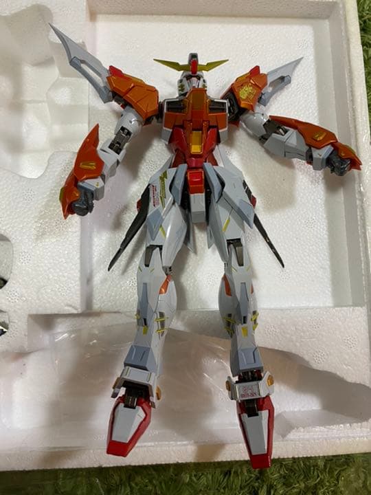 メタルビルド デスティニーガンダム (ハイネ機) + 光の翼 OPセット