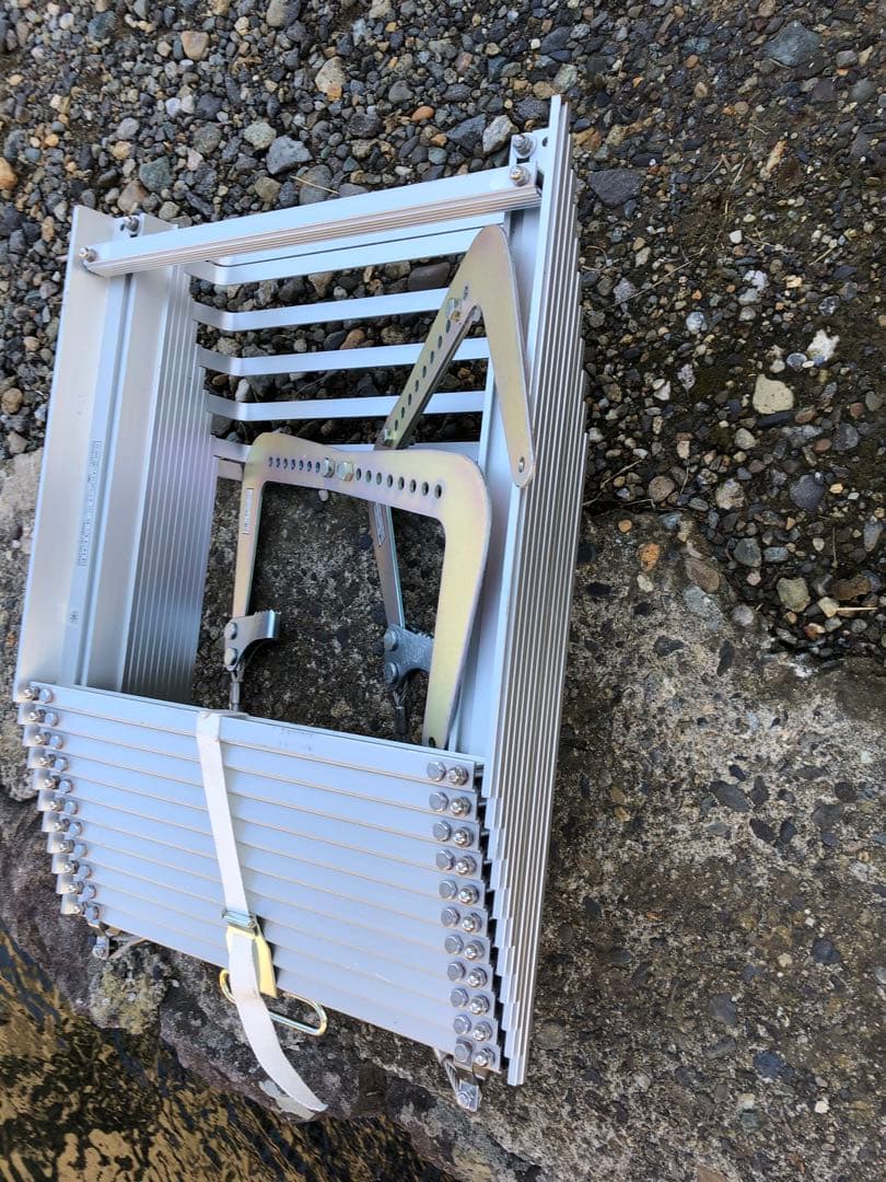 金属製 避難はしご つり下げはしご(伸縮式)(B15)