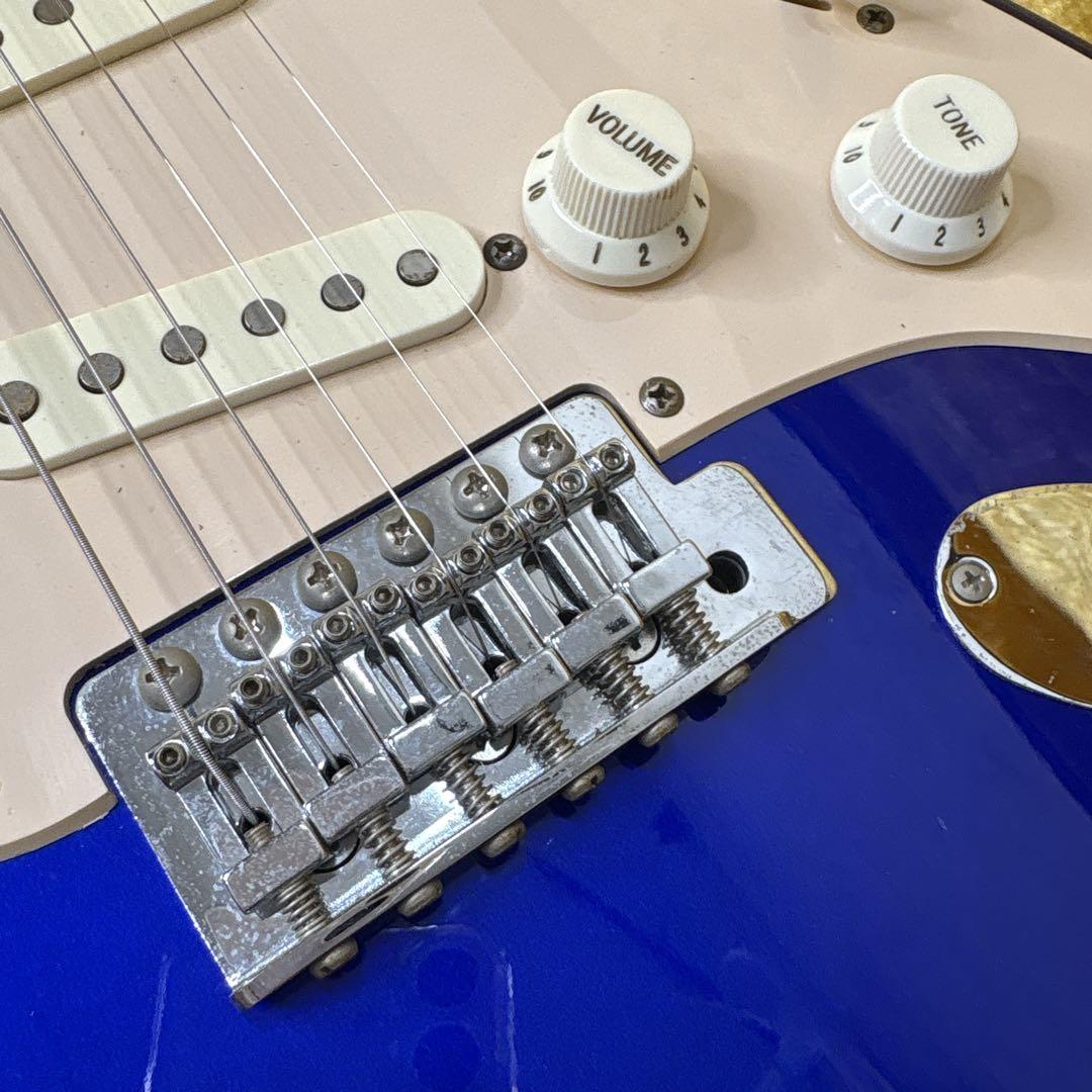 スクワイヤー　ストラトキャスター　ブルーメタリック