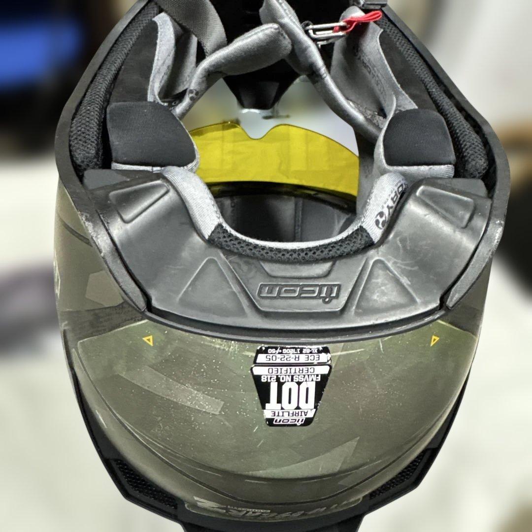 アイコン　エアーフライト バトルスカー2 XL 取説とクリアシールドと袋付き