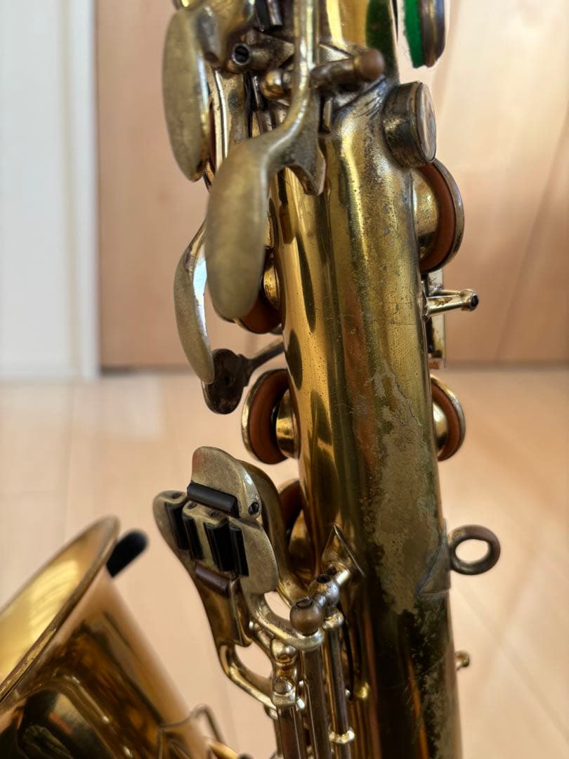 Buescher New Aristcrat アルトサックス