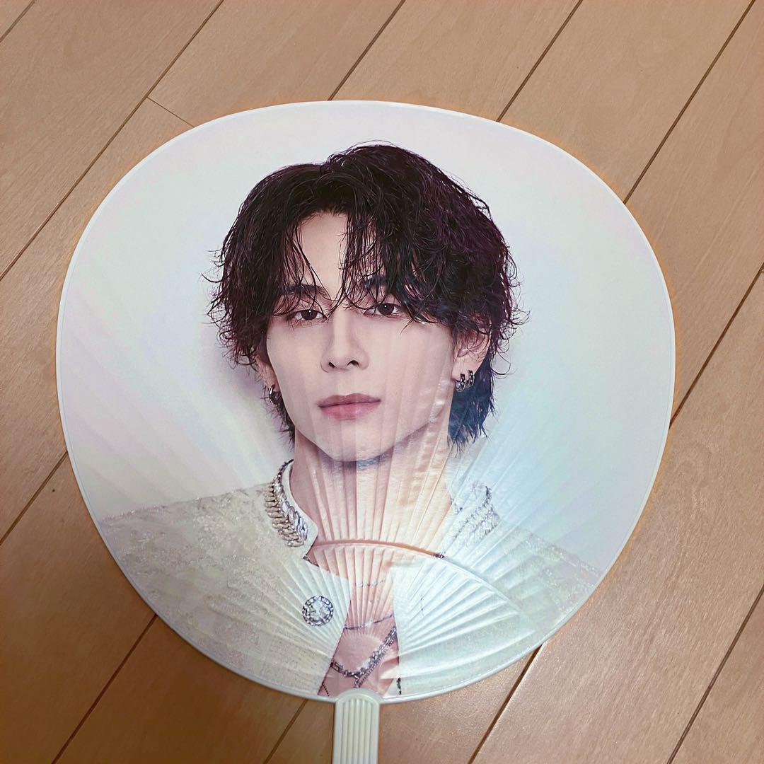 INI XQUARE MASTERPIECE うちわ 西洸人 - メルカリ