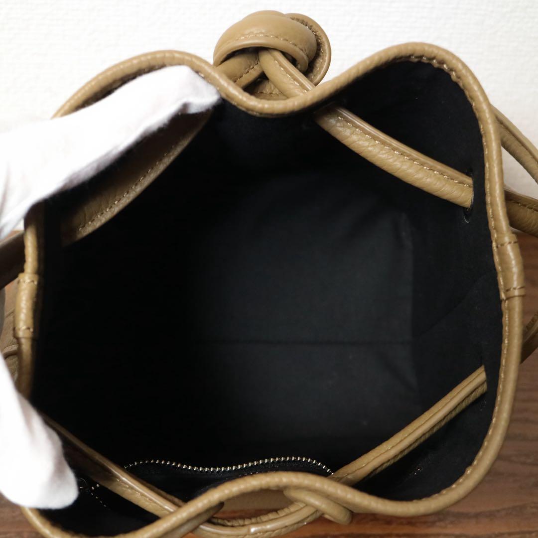 【新品同様】 ヴァジック BOND MINI 巾着 定価4.8万円 TAUPE