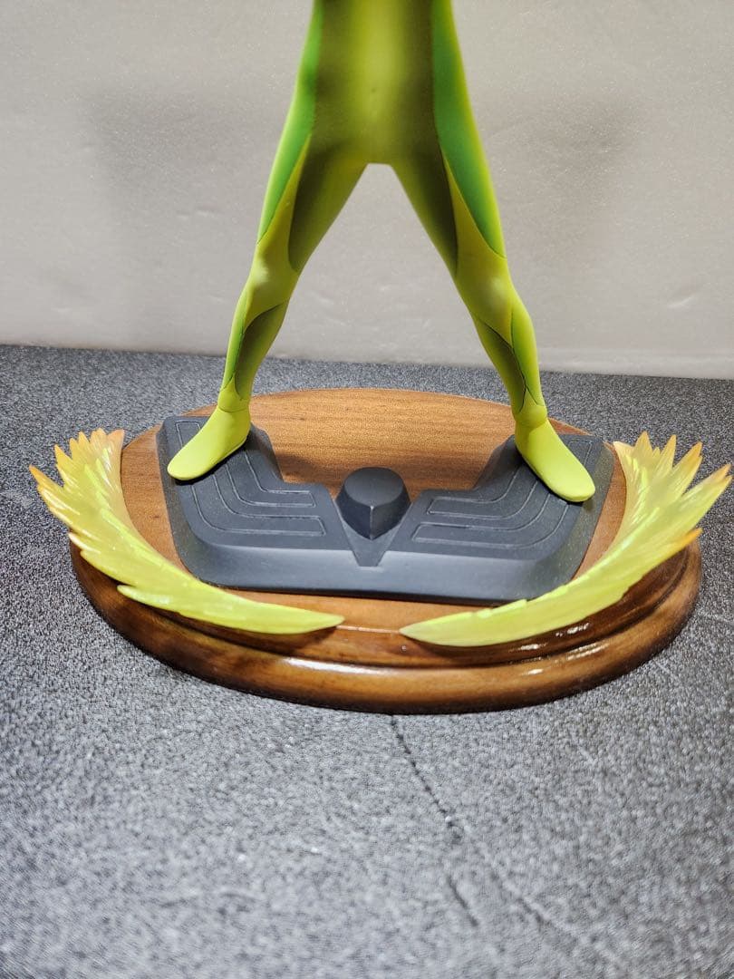 秘蔵コレクション！　ワンフェス限定グリッターティガ　レジン22cm 世界にひとつ