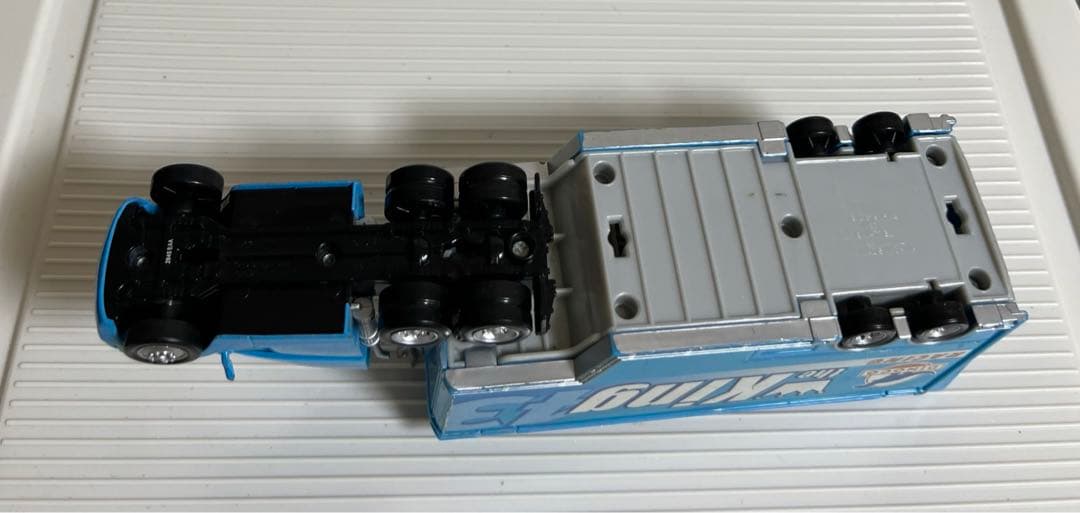 カーズ、マテル、キングトレーラー、マックトレーラー、ミニカー収納