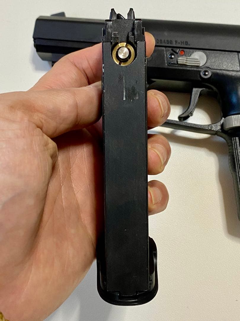 【週末セール】動確済　東京マルイ　fn57 ガスブロ