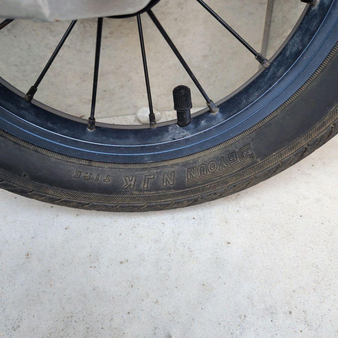 ストライダー プロ 軽量 シルバー カスタム タイヤ 予備タイヤ付き