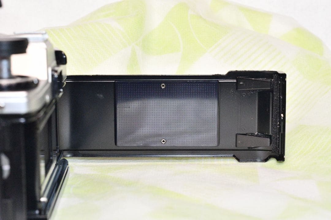 《動作品》OLYMPUS OM-10 + 50/1.8付き 　a323-2