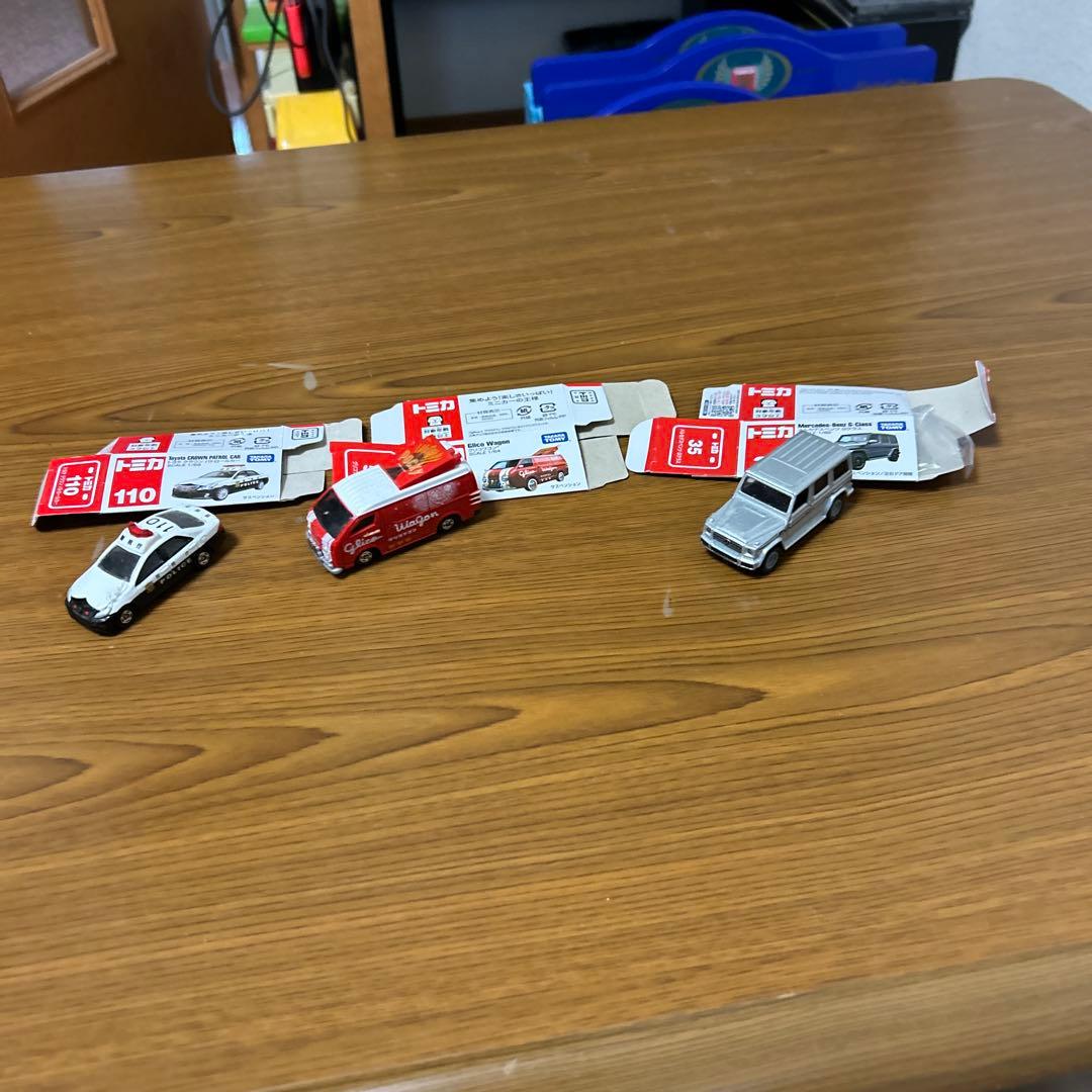 トミカプレミアムなどまとめ売り　コレクションケース付き