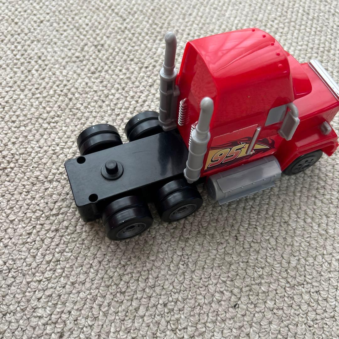 カーズ 大きなマックトレーラー レア品 希少レア Disneyストア限定