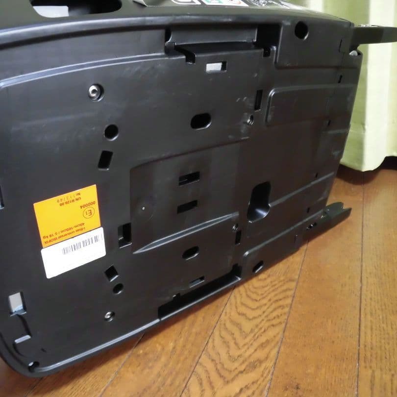 美品 RECARO レカロ ZERO1チャイルドシート R129 取り外し可能