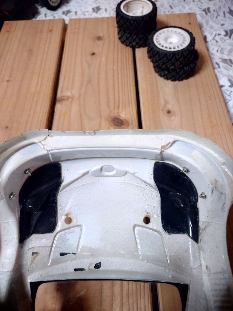 京商 FZ02 ラリーコンバージョンセット装着シャーシ　おまけボディ付き