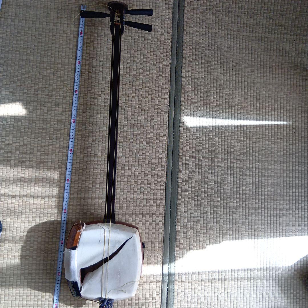 義太夫　文楽　三味線本体 木製 太棹三味線　明治７年　撥付き 義太夫 文楽 三味線本体 木製 太棹三味線 明治7年 撥付き 義太夫 文楽