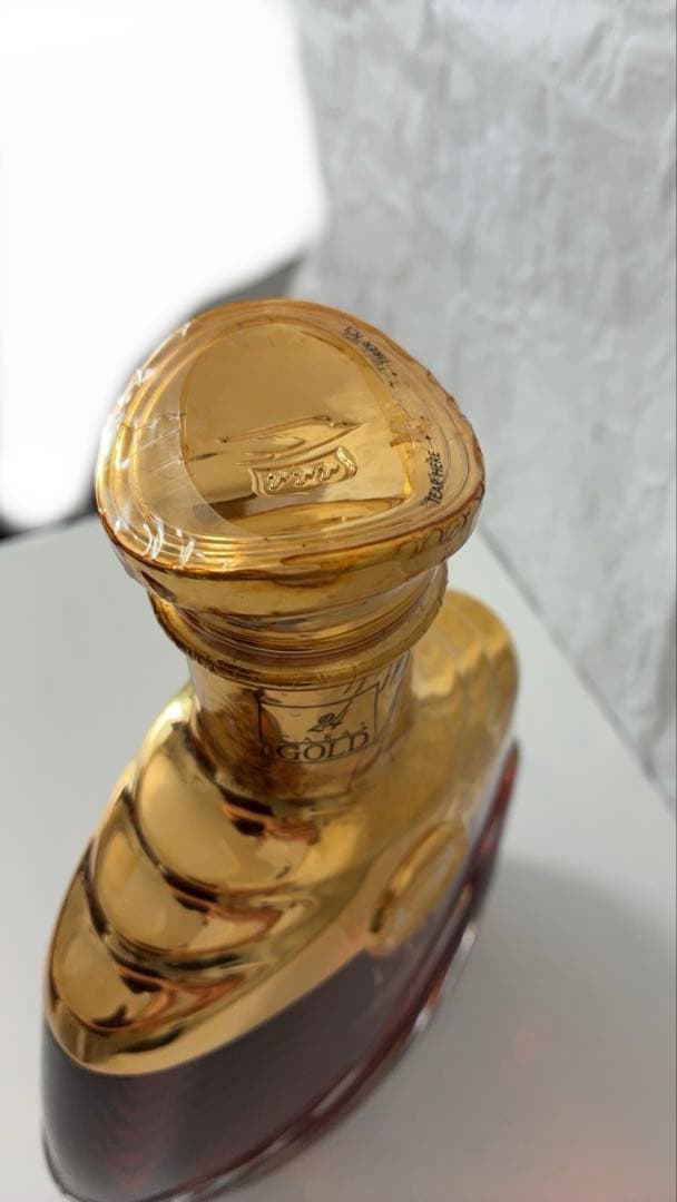 ロールドマーテル 1715 700ml 24金