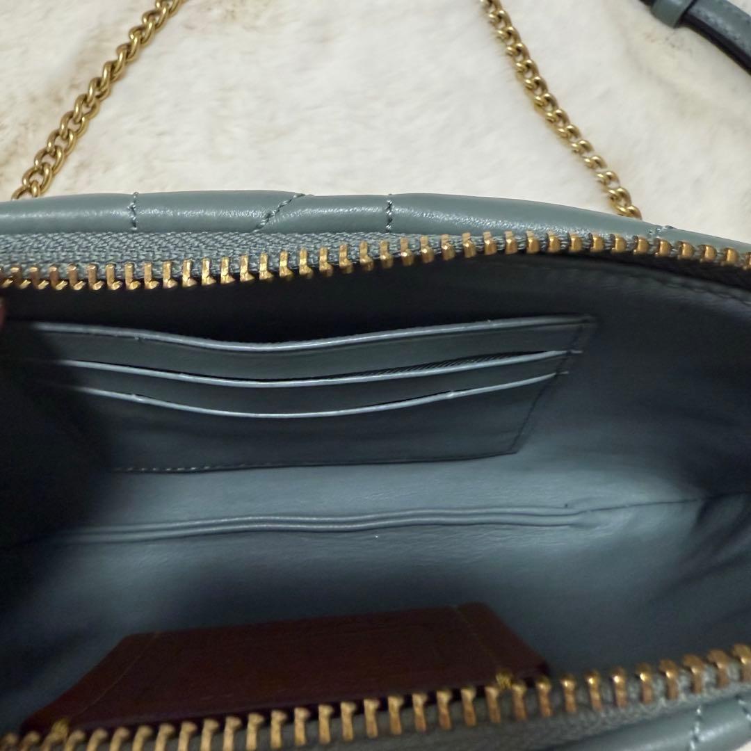 定価42,900円 COACH ショルダーバッグ　キルティング　チェーン