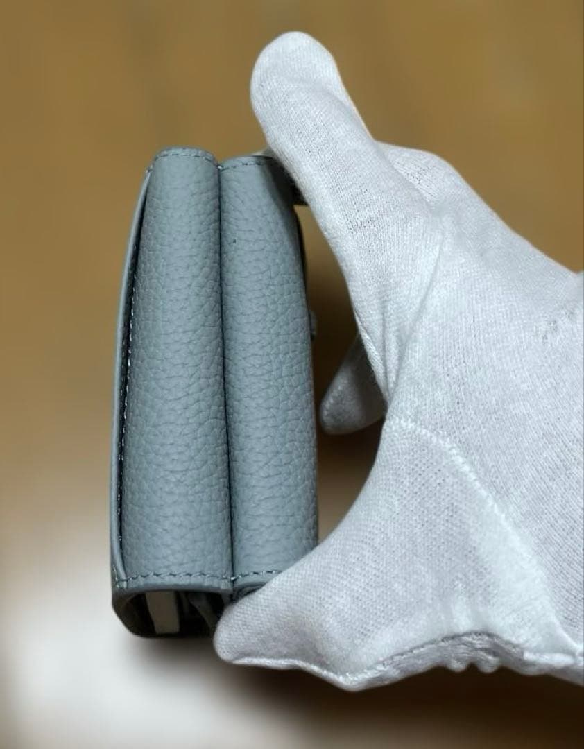 ☆新品未使用☆ TOVミニウォレット（三折り財布）