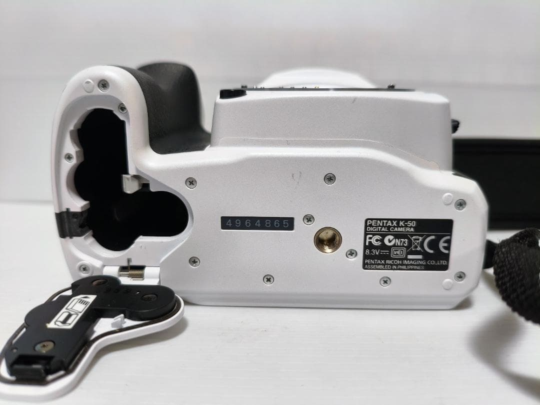 黒死病対策】【内臓電池交換】PENTAX K-50 ホワイト 3667枚