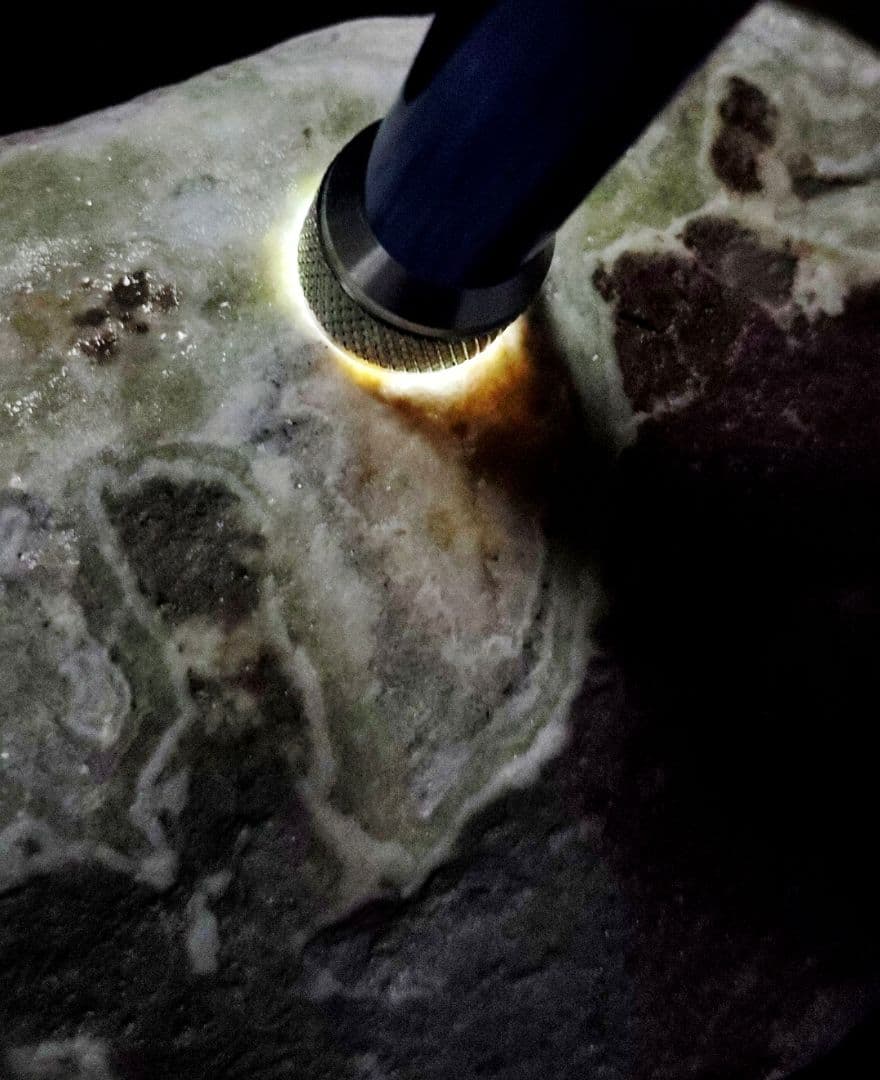 ☆アゲート原石☆糸魚川瑪瑙【横川・転石・川ズレ・ウブ3.3kg】