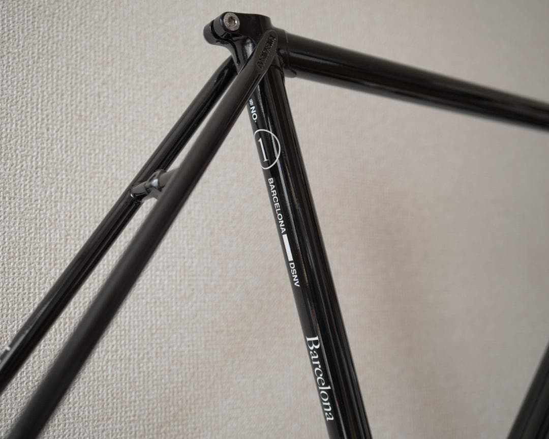 Dosnoventa Barcelona S Black フレーム 送料込