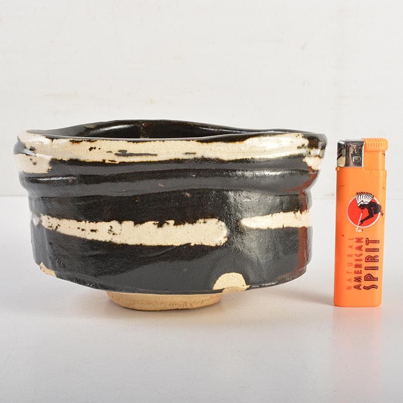 北大路魯山人作 織部焼 於里辺 茶碗 共布共箱 M R7472 - メルカリ