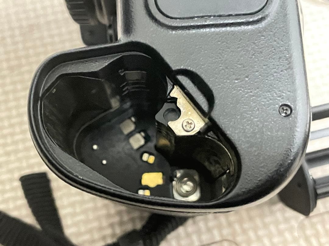 NIKON F100 フィルムカメラ バッテリーグリップ、ストラップ