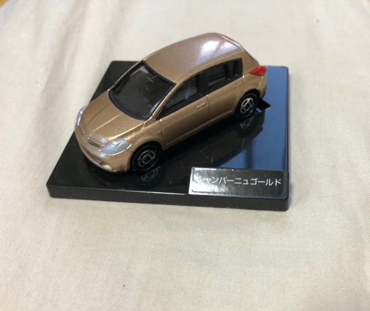 ティーダトミカ 日産ディーラーカラーサンプルトミカ希少