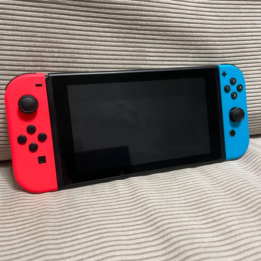 Nintendo Switch本体セット + 追加Joy-Con /ハンドル