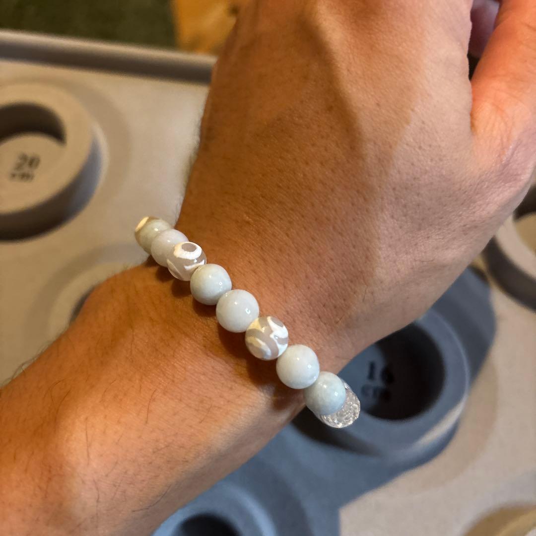 これは！すっごい綺麗！老玉髄白龍眼天珠と三眼天珠と翡翠！すっごいパワー！