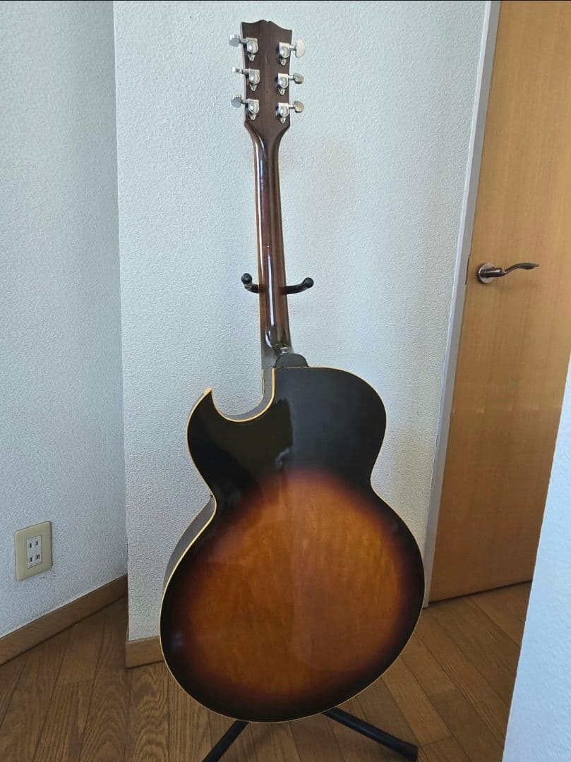 週末限定値下げ】Chaki P-70 Salvatore ピックギター 70s - メルカリ