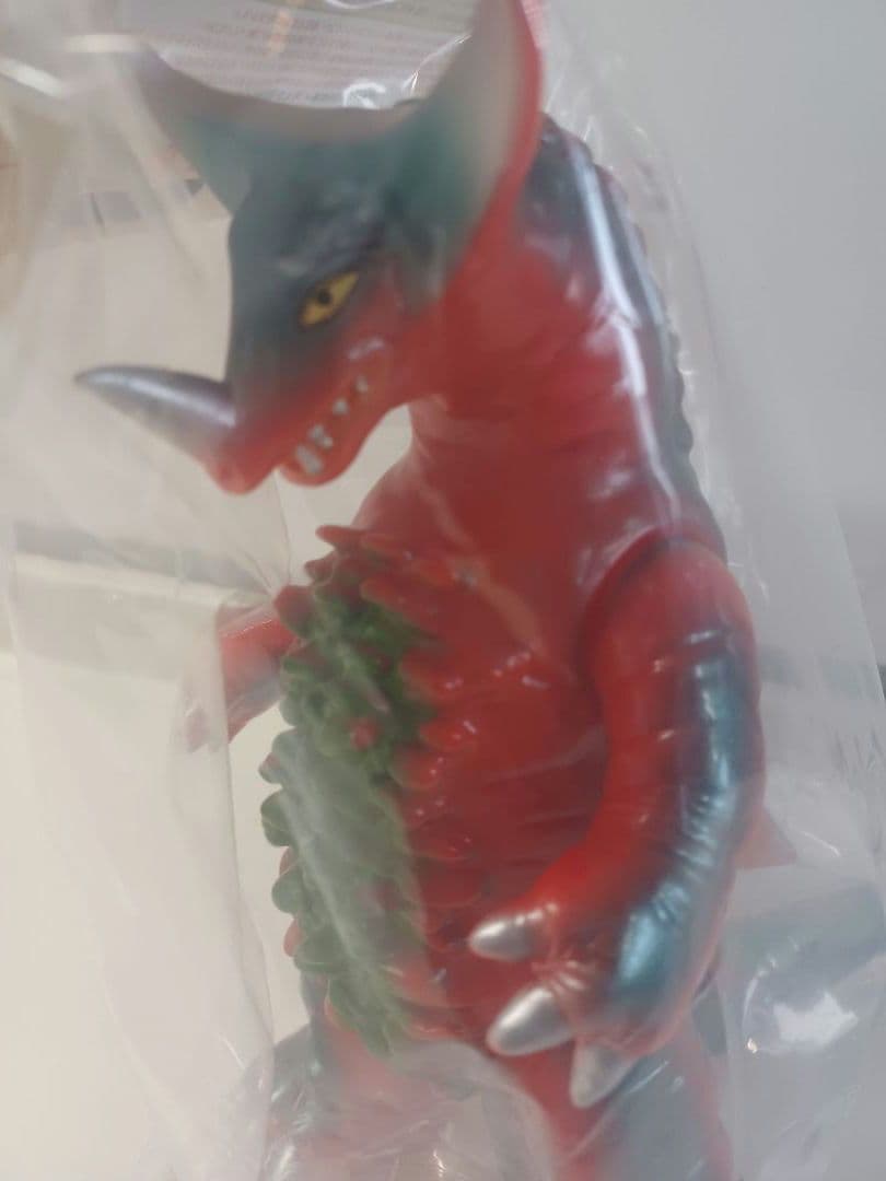 ブルマァク　怪獣シリーズ　昭和レトロカラー　ゴモラ