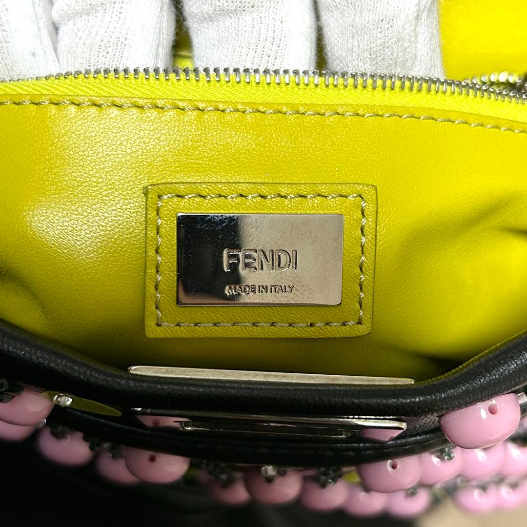 【激レア】FENDI ピーカブー ミニ 装飾 2wayショルダーバッグ 限定生産